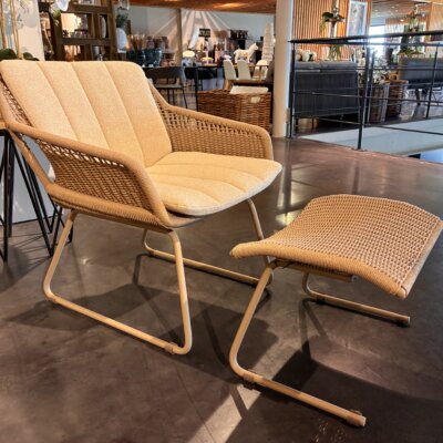 Loungezit met voetenbank Mani