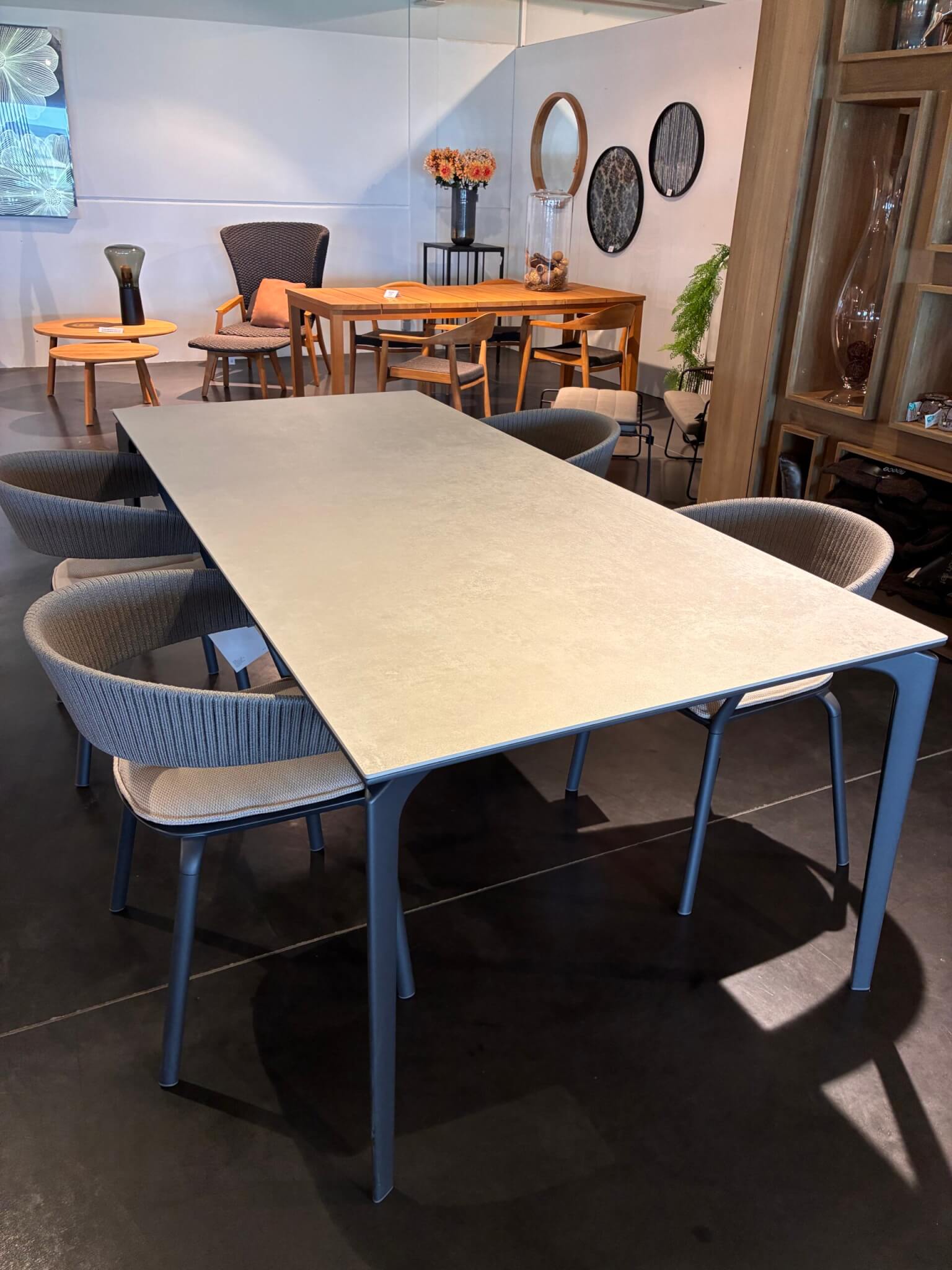 Allsize tafel, 220x100xH74 , vier stoelen Ria